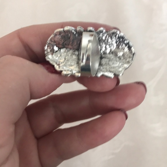 Costume ring! - Picture 3 of 3